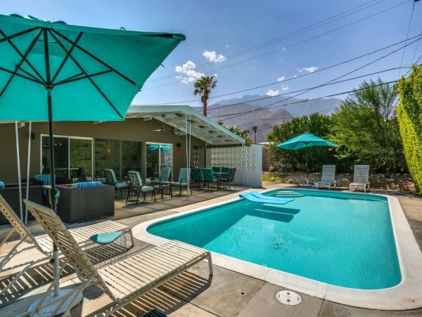 Palm Springs Home 948974