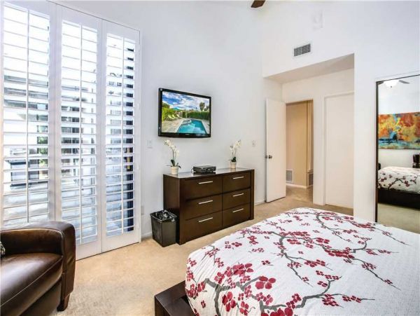 Palm Springs Home 948975