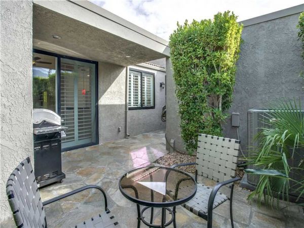 Palm Springs Home 948975