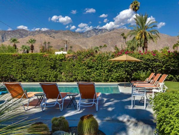 Palm Springs Home 948978