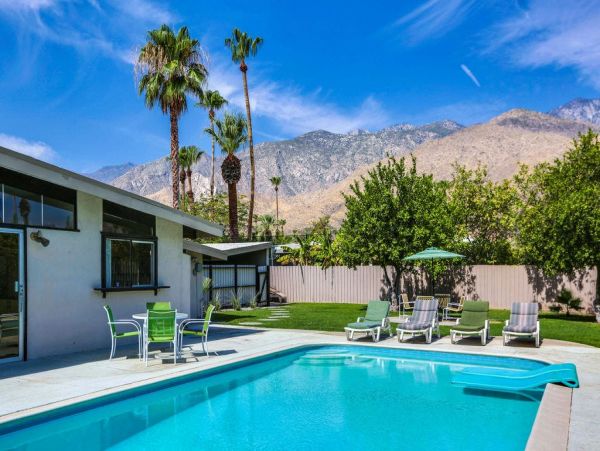Palm Springs Home 948979