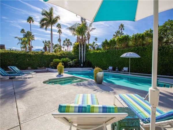Palm Springs Home 948980