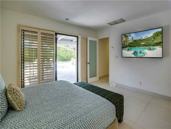 Palm Springs Home 948980
