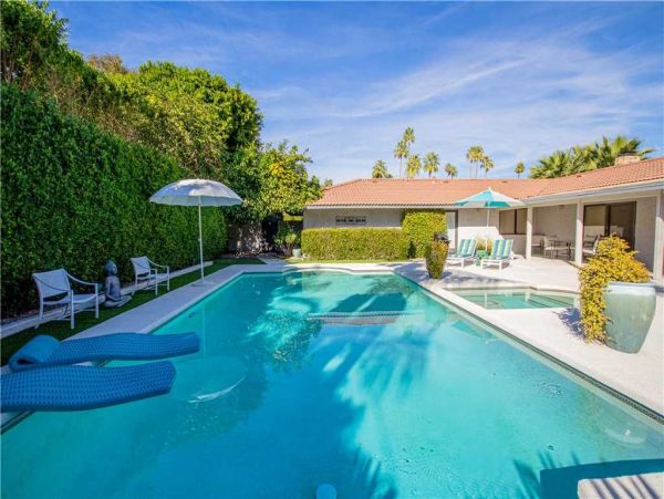 Palm Springs Home 948980