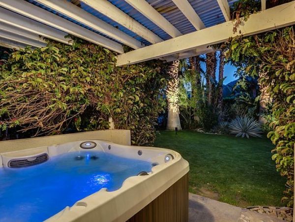 Palm Springs Home 948981