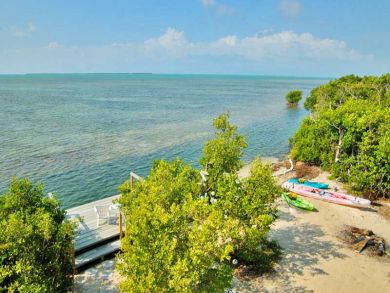 Cudjoe Key Oceanfront Three Bedroom Rental Home