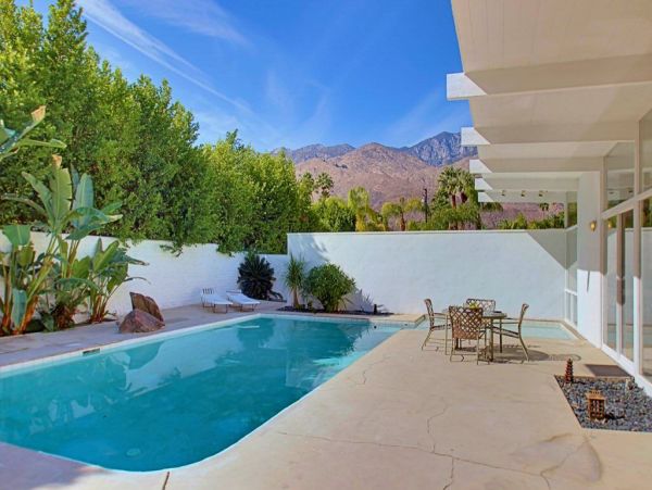 Palm Springs Home 948983