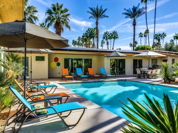 Palm Springs Home 948984