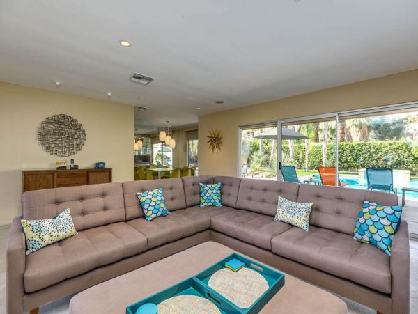 Palm Springs Home 948984