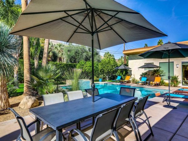 Palm Springs Home 948984