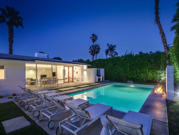 Palm Springs Home 948985