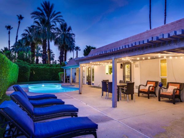 Palm Springs Home 948986