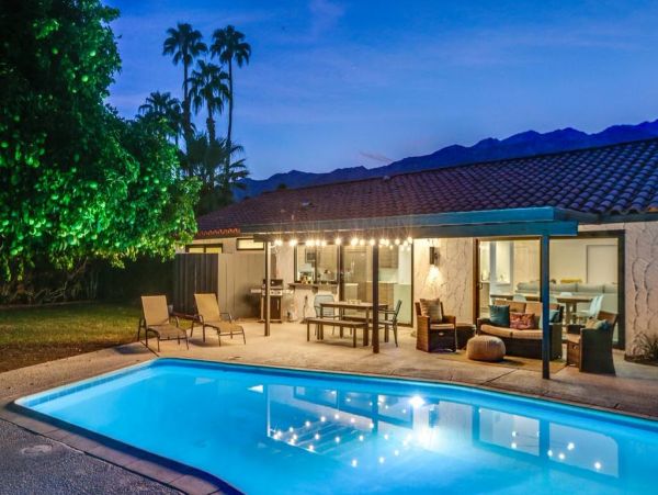 Palm Springs Home 948988