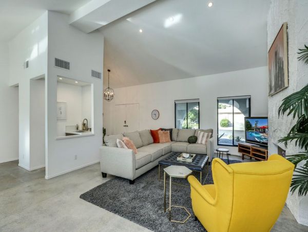 Palm Springs Home 948988
