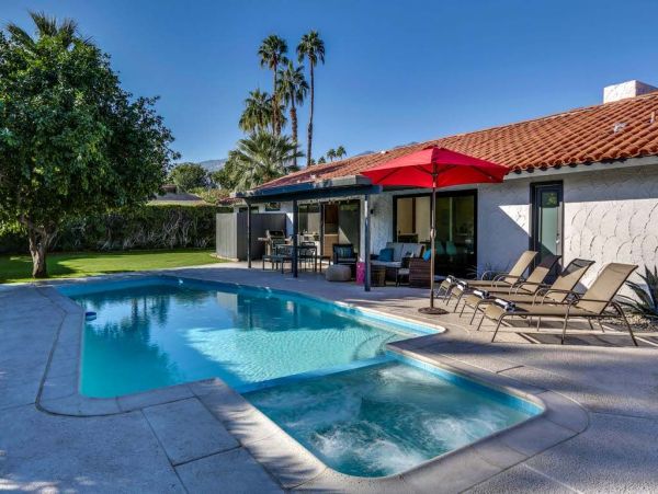 Palm Springs Home 948988