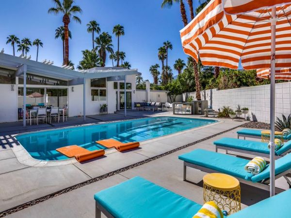 Palm Springs Home 948989