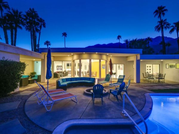 Palm Springs Home 948990