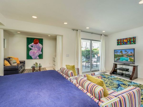 Palm Springs Home 948990