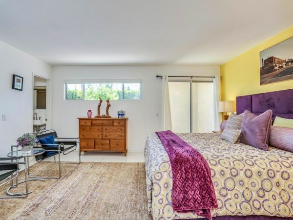 Palm Springs Home 948990
