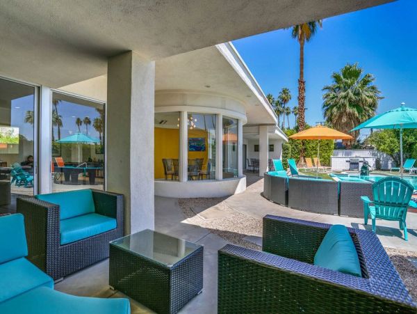 Palm Springs Home 948990