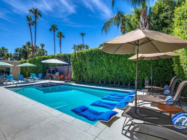 Palm Springs Home 948991