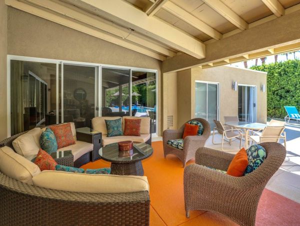 Palm Springs Home 948991