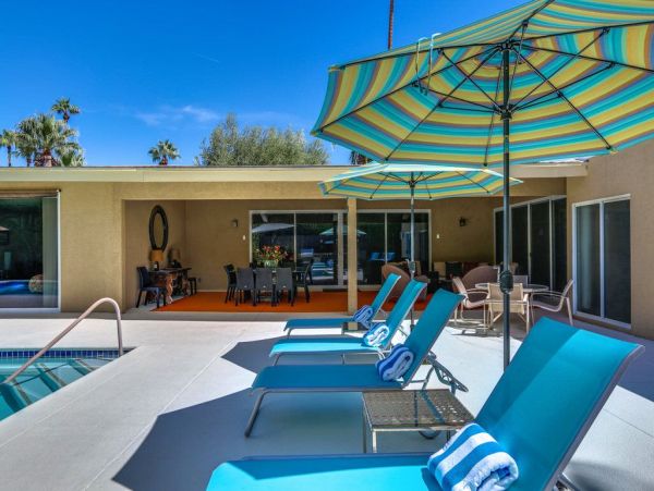 Palm Springs Home 948991