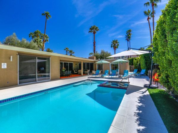 Palm Springs Home 948991