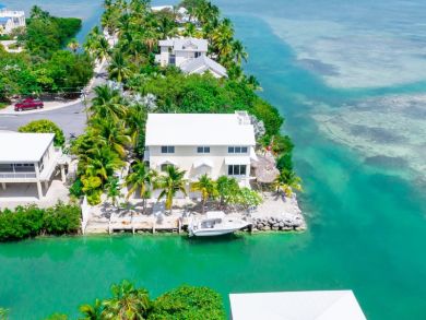 Summerland Vacation Pool Home Sleeps 6 Guests
