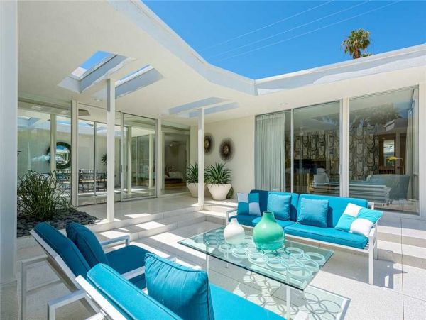 Palm Springs Home 948993