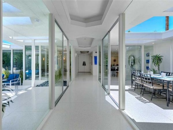 Palm Springs Home 948993