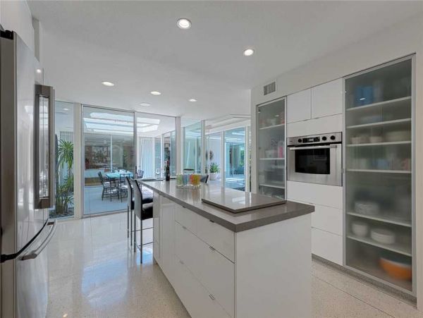Palm Springs Home 948993