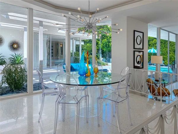 Palm Springs Home 948993