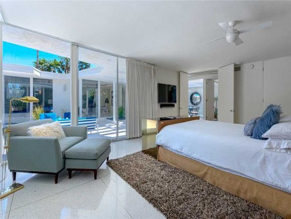 Palm Springs Home 948993