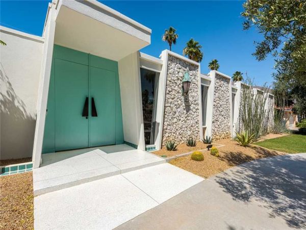 Palm Springs Home 948993