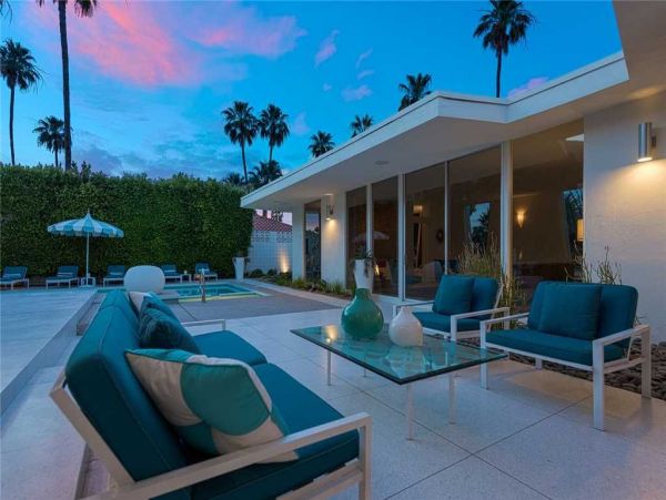Palm Springs Home 948993
