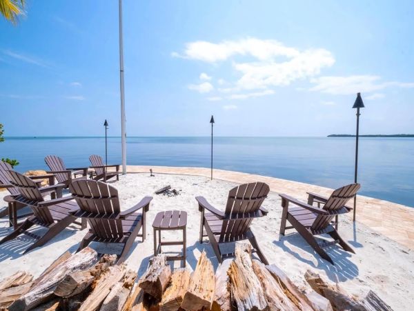 Key Largo Oceanfront Vacation Rental - Florida Keys Luxury Home with Dock & Pool