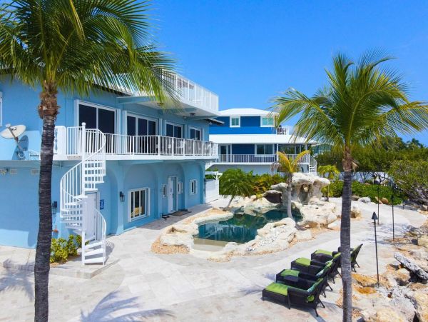 Key Largo Oceanfront Vacation Rental - Florida Keys Luxury Home with Dock & Pool