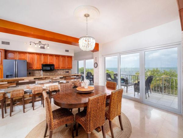 Key Largo Oceanfront Vacation Rental - Florida Keys Luxury Home with Dock & Pool