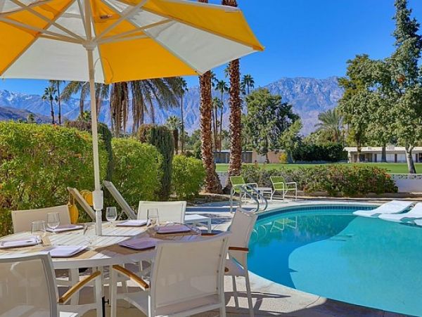 Palm Springs Home 948996