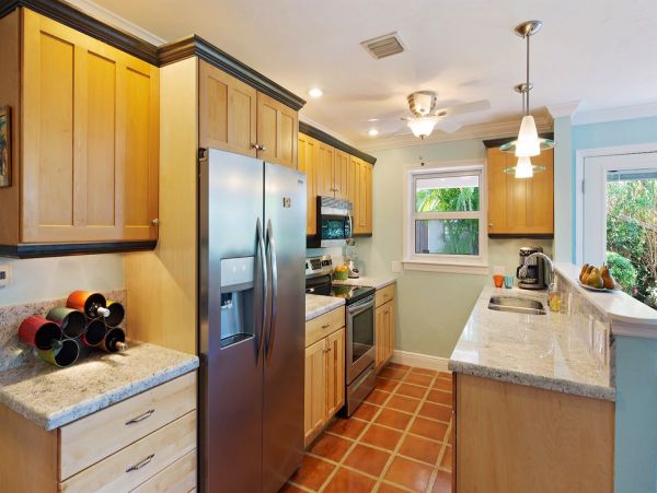 Key West Vacation Pool Home Sleeps 8 Short Walk to Beach