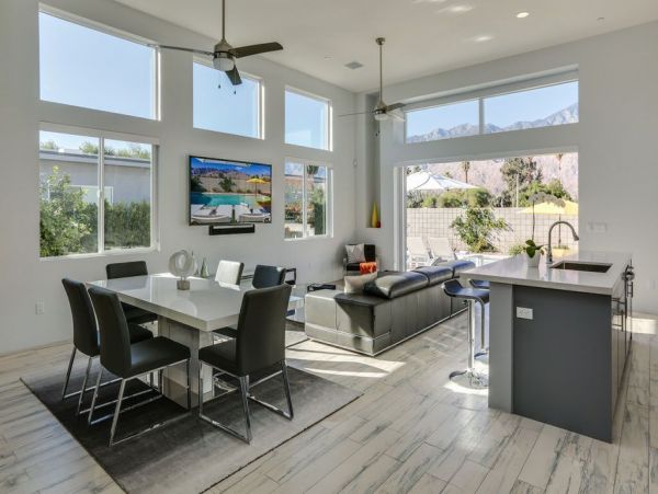 Palm Springs Home 949000