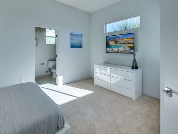 Palm Springs Home 949000