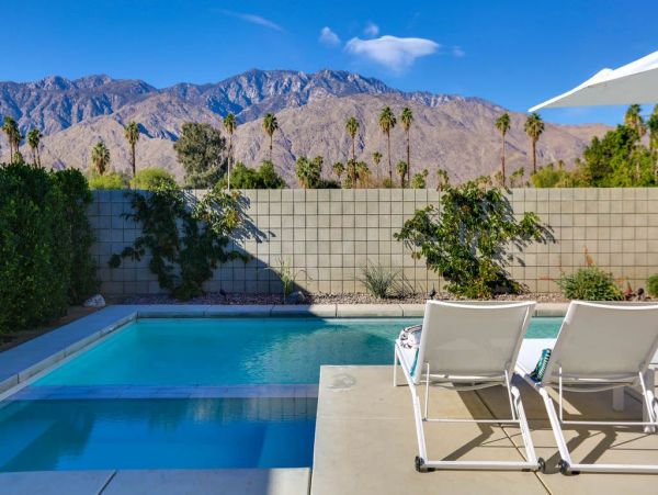 Palm Springs Home 949000