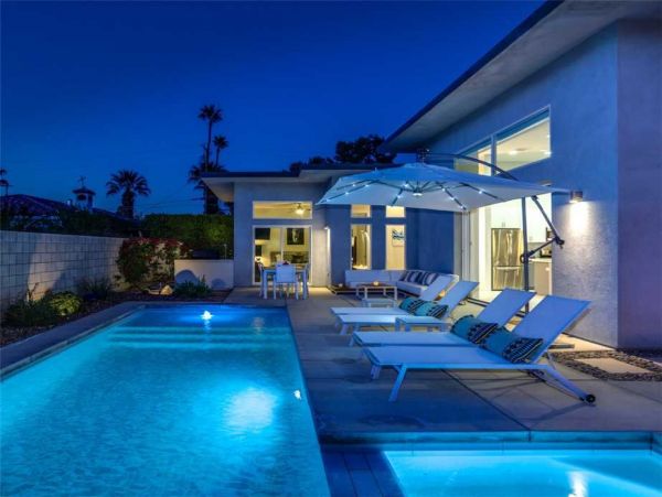 Palm Springs Home 949000