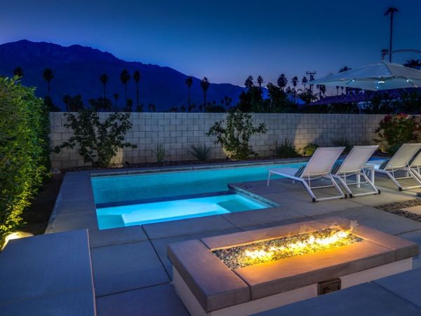 Palm Springs Home 949000