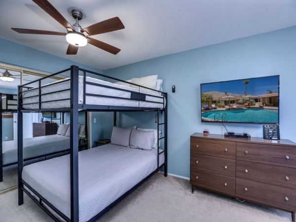 Palm Springs Home 949001