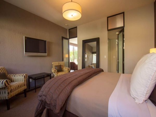 Palm Springs Home 949003