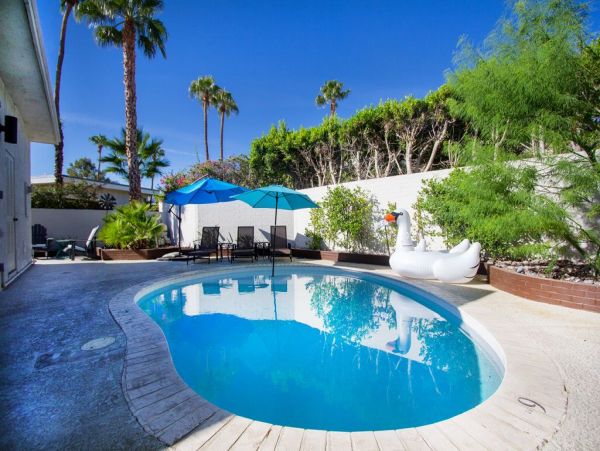 Palm Springs Home 949004