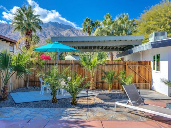 Palm Springs Home 949005
